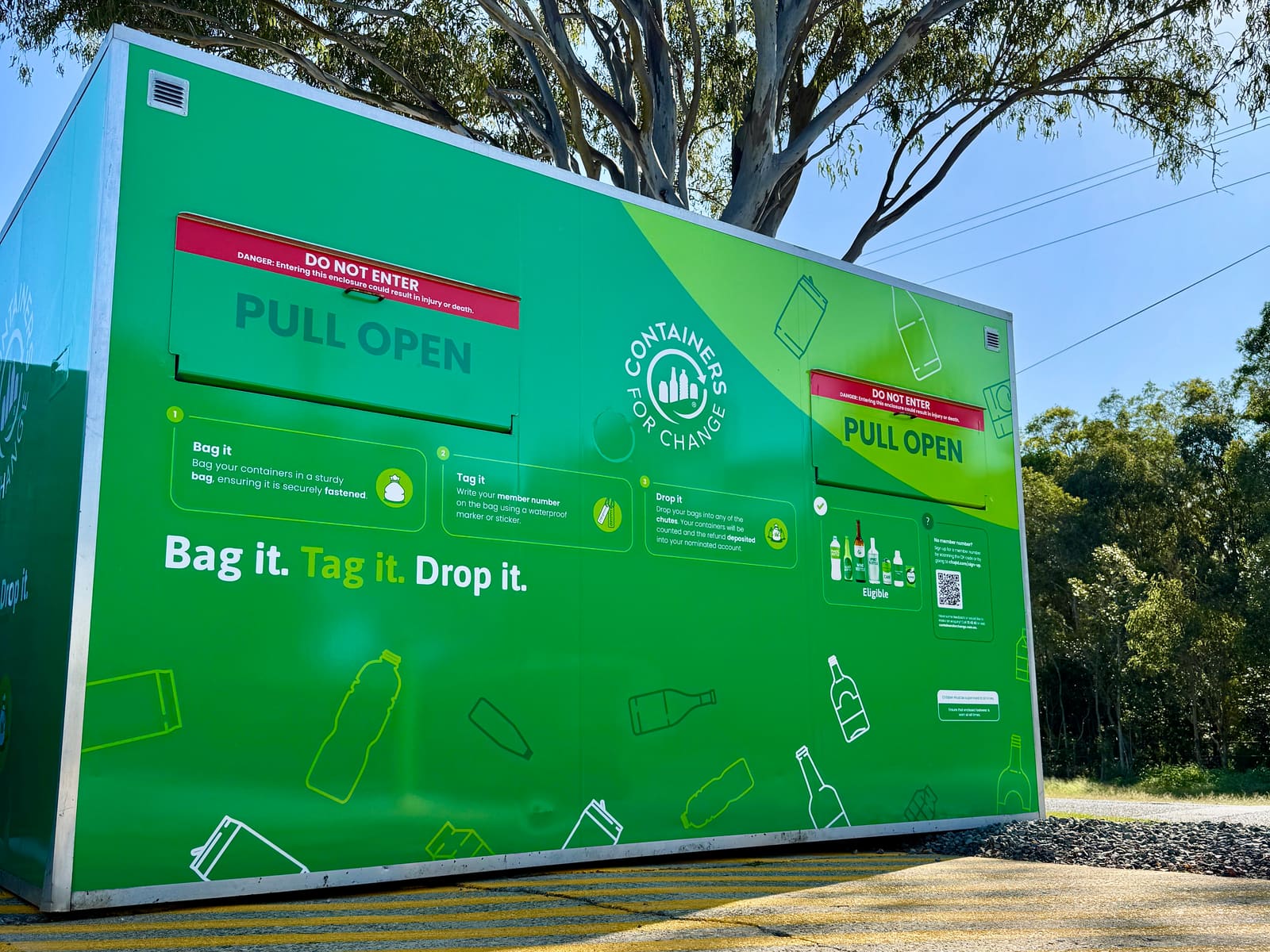 The Brighton Containers for Change Bag Drop.